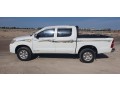 toyota-hilux-small-3