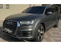 audi-q7-small-0