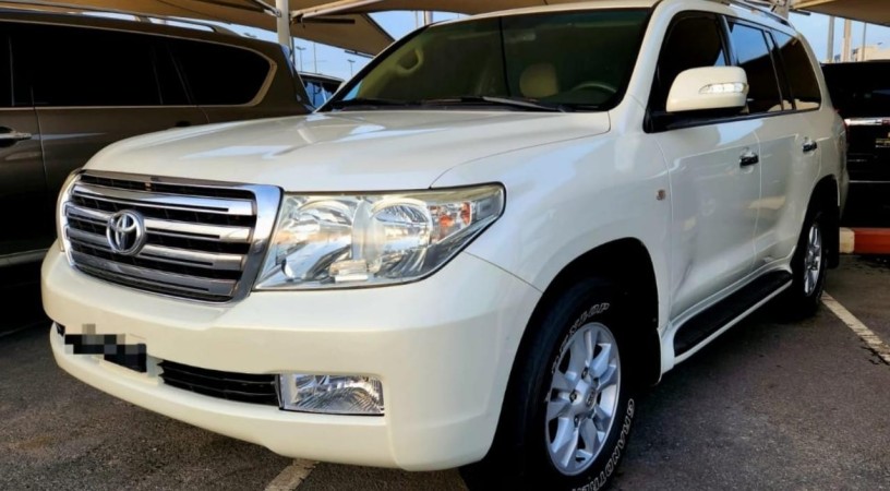 toyota-land-cruiser-gxr-big-2