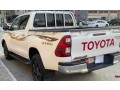 toyota-hilux-small-5