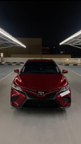 toyota-camry-se-big-0