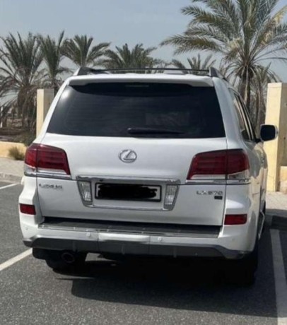 lexus-lx570-big-1