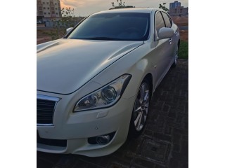 Infiniti m37s