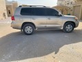 toyota-land-cruiser-gxr-small-2