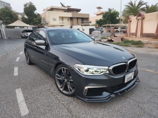 BMW m550i