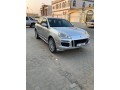 porsche-cayenne-gts-small-0