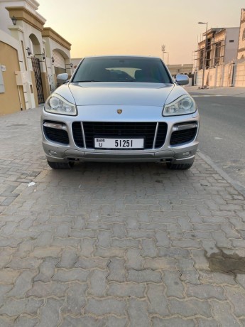 porsche-cayenne-gts-big-3