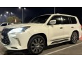 lexus-lx570-small-0