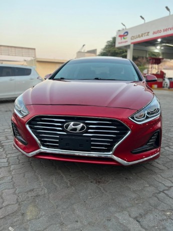 hyundai-sonata-big-0