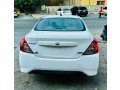 nissan-sunny-small-2