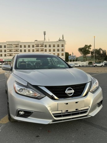 nissan-altima-big-4