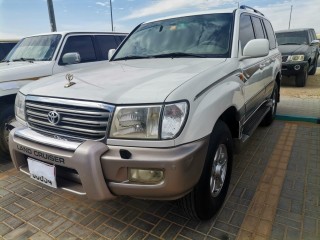 Toyota Land Cruiser VXR