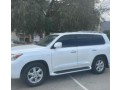 lexus-lx570-small-0