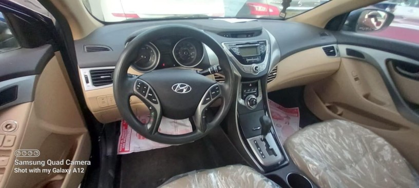 hyundai-elantra-big-5