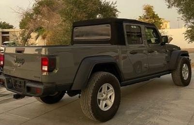 jeep-gladiator-big-1