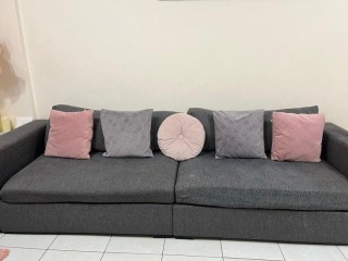 Urgent sofa set for sale