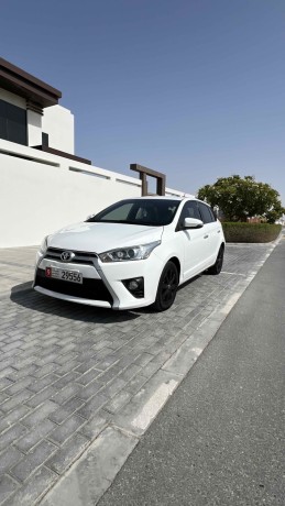 toyota-yaris-for-sale-big-1