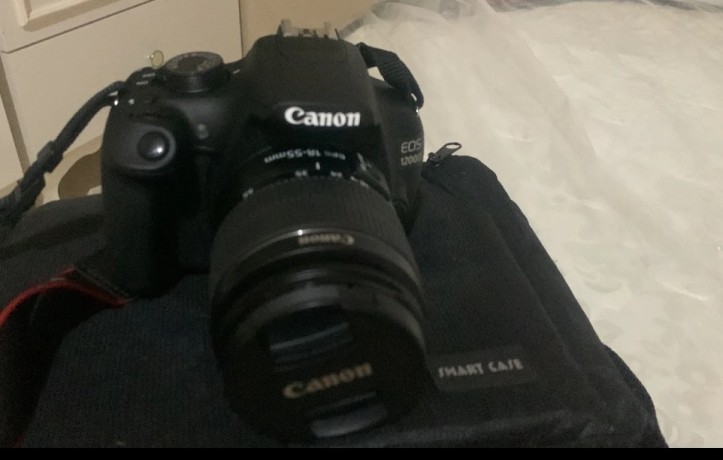 canon-dslr-camera-big-0