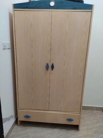 wooden-wardrobe-big-0