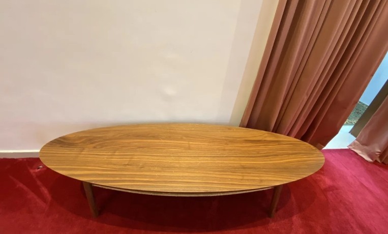 wooden-table-big-0