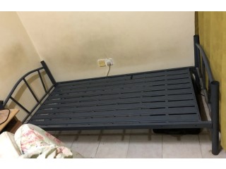 Single person bed