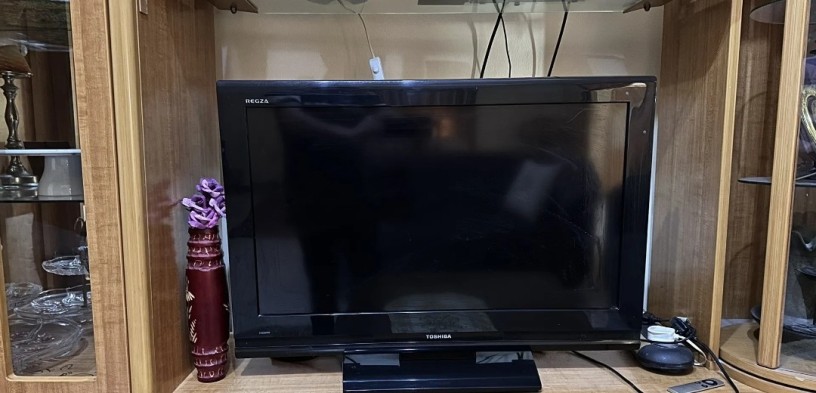 toshiba-32-inch-tv-big-0