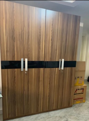 wooden-wardrobe-big-0