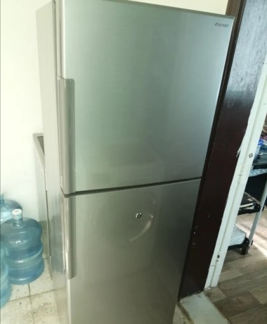 sharp-refrigerator-big-0