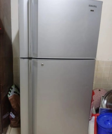 hitachi-refrigerator-big-0