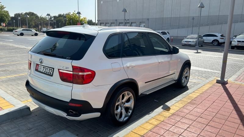 bmw-x5-2010-big-3