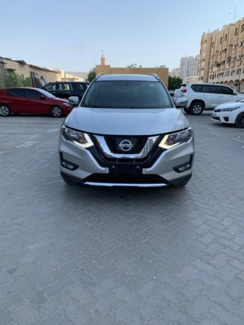 nissan-x-trail-2018-big-0