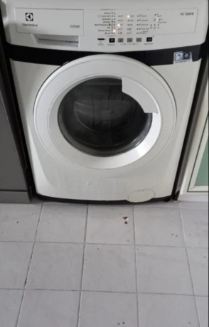 electrolux-7kg-washing-machine-big-0