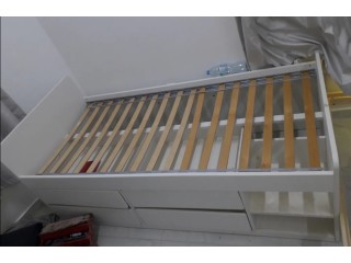 Single bed for sale