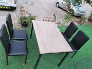 4 person dining table