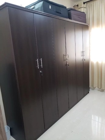 wooden-wardrobe-big-0