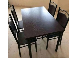 4 person dining table