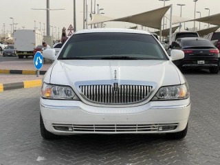 Lincoln Town Car 2011