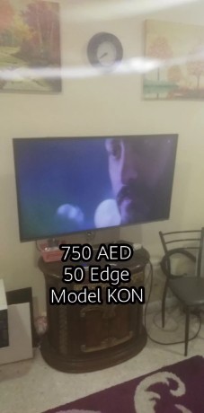 ikon-50-inch-tv-big-0