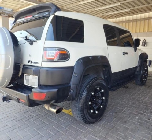 toyota-fj-cruiser-2010-big-0