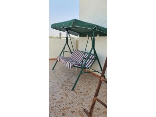 Outdoor swing chair