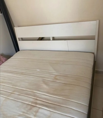 bed-for-sale-big-0