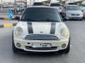 mini-cooper-2009-small-0