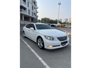 Lexus LS-Series 2008