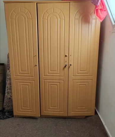 wooden-wardrobe-big-0