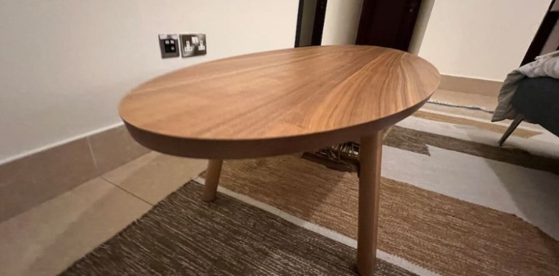 wooden-coffee-table-big-0