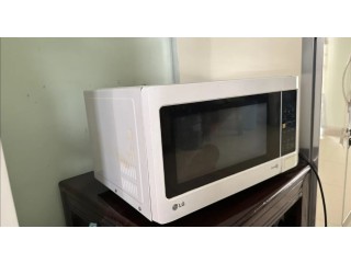 LG microwave