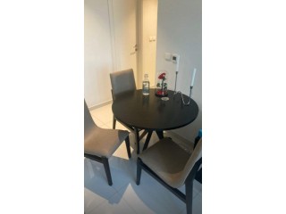 4 person dining table