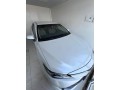 toyota-camry-2020-small-0