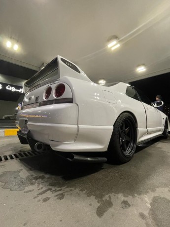 nissan-skyline-r33-1996-big-4