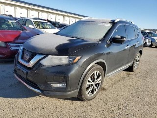 Nissan rogue SL 2017